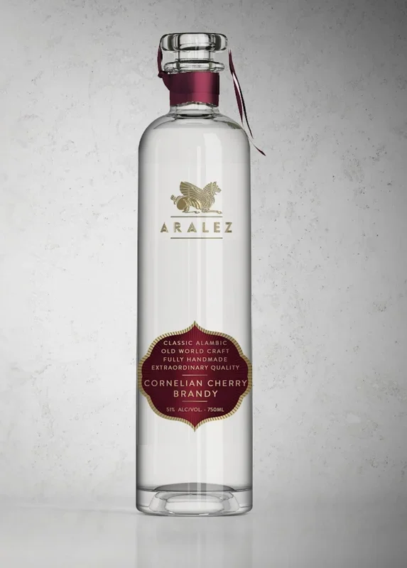 ARALEZ BRANDY CORNELIAN CHERRY (HONI OGHI ) ARMENIA 750ML