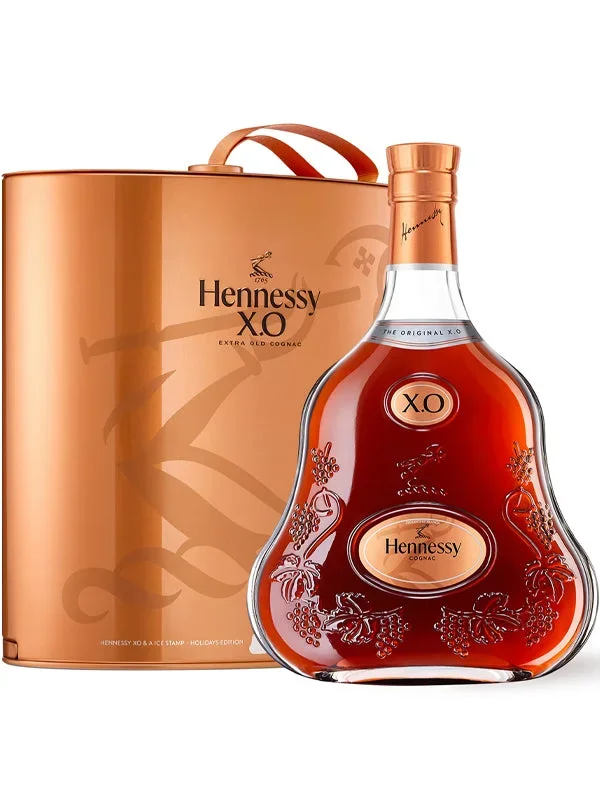 Hennessy XO Holiday Gifting Limited Edition 2022