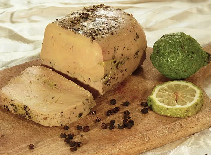 WHOLE DUCK FOIE GRAS CITRUS KAFFIR 200G (#125202)