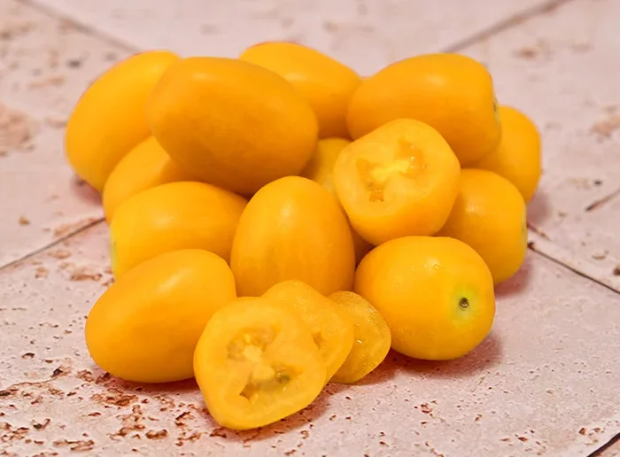 YELLOW CHERRY TOMATO 250G (#121088)
